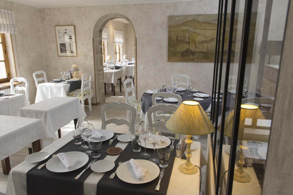 Logis Hotel Les Hospitaliers Le Poët-Laval Εξωτερικό φωτογραφία