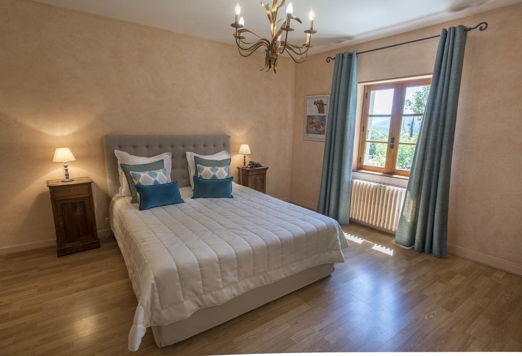Logis Hotel Les Hospitaliers Le Poët-Laval Εξωτερικό φωτογραφία