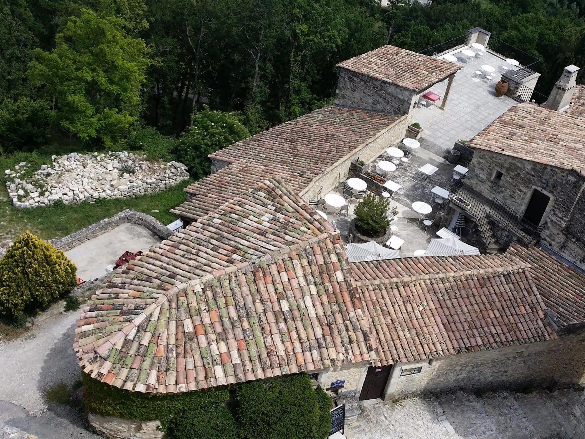 Logis Hotel Les Hospitaliers Le Poët-Laval Εξωτερικό φωτογραφία